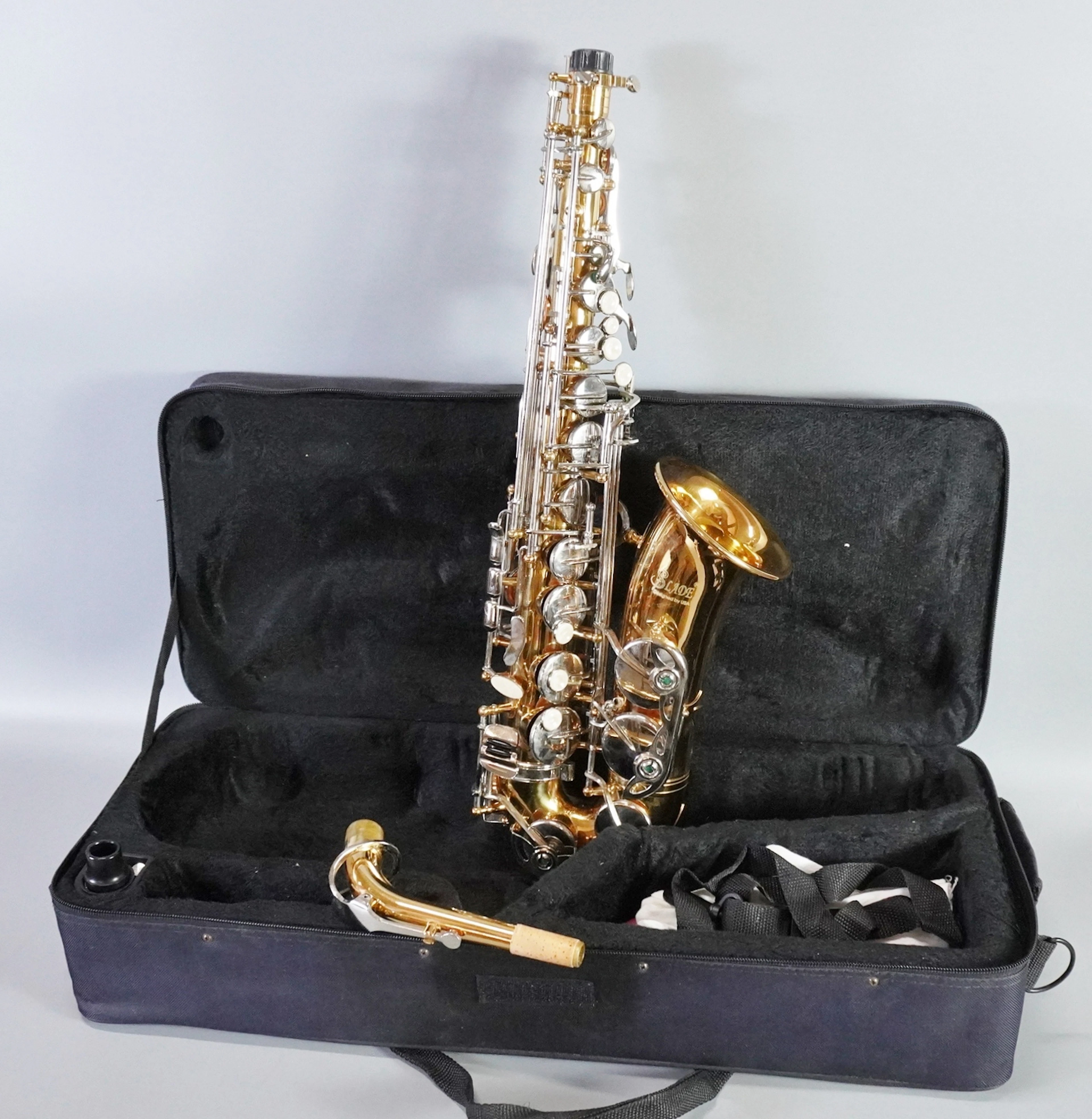 Alt-saxofon, Slade, USA