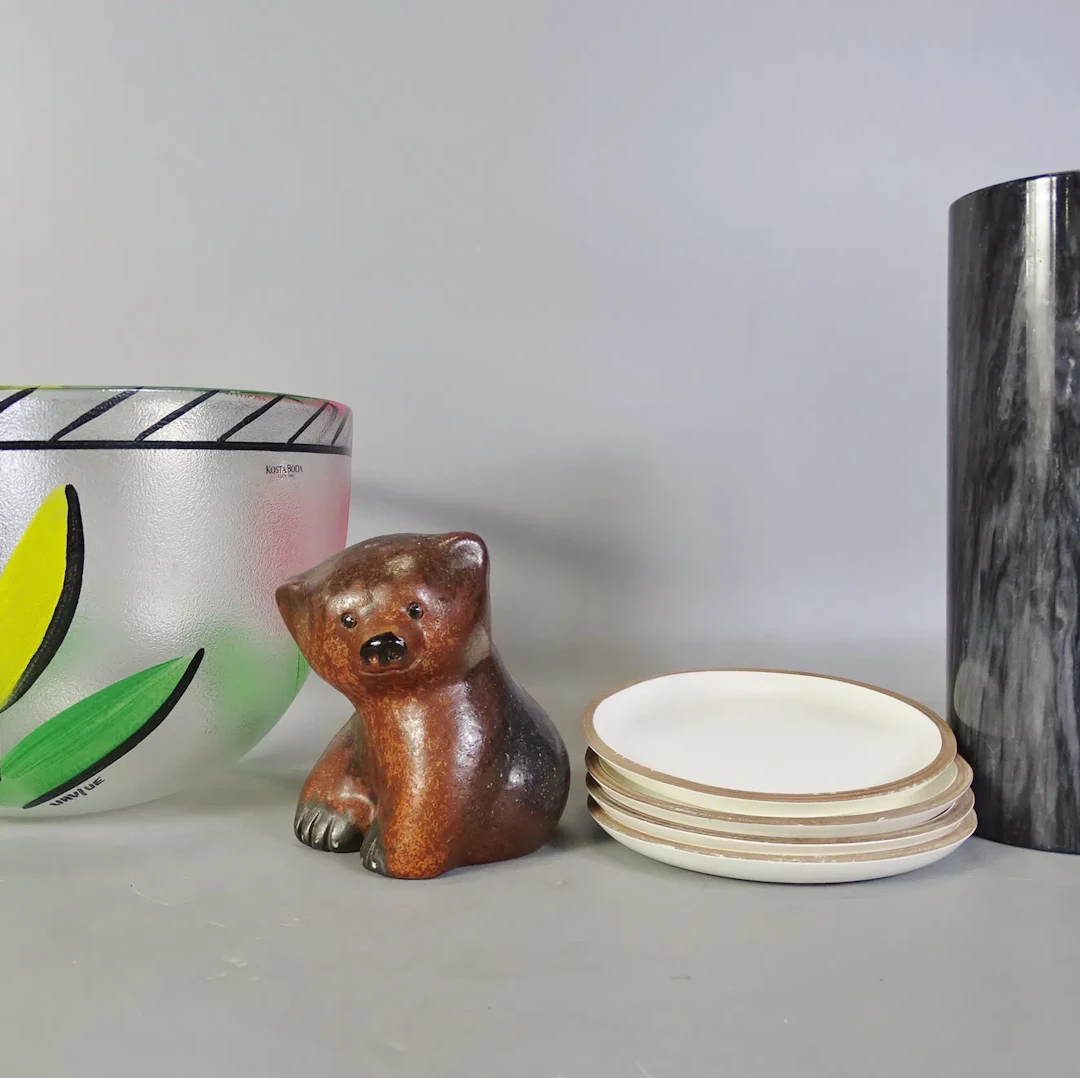 Parti diverse, skål, vas, figurin samt costers, 7 delar, bl. a. Ulrica