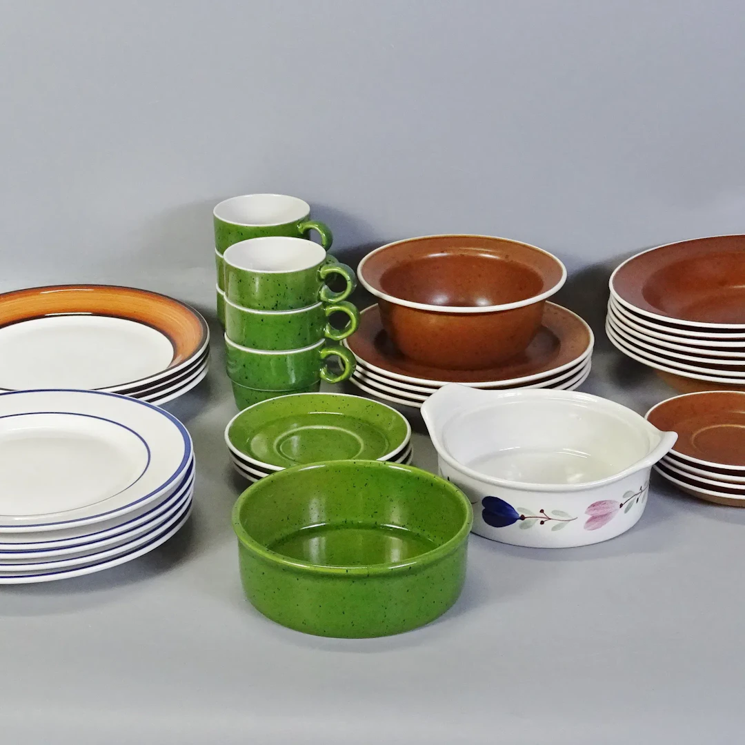 Parti diverse porslin, Retro, bl. a. "Primeur och Coq" Stig Lindberg
