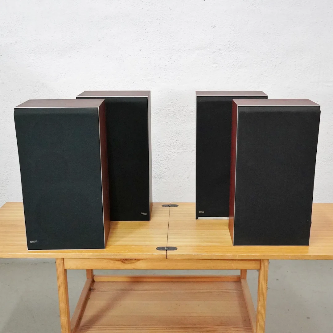 2+2 st högtalare, Bang & Olufsen
