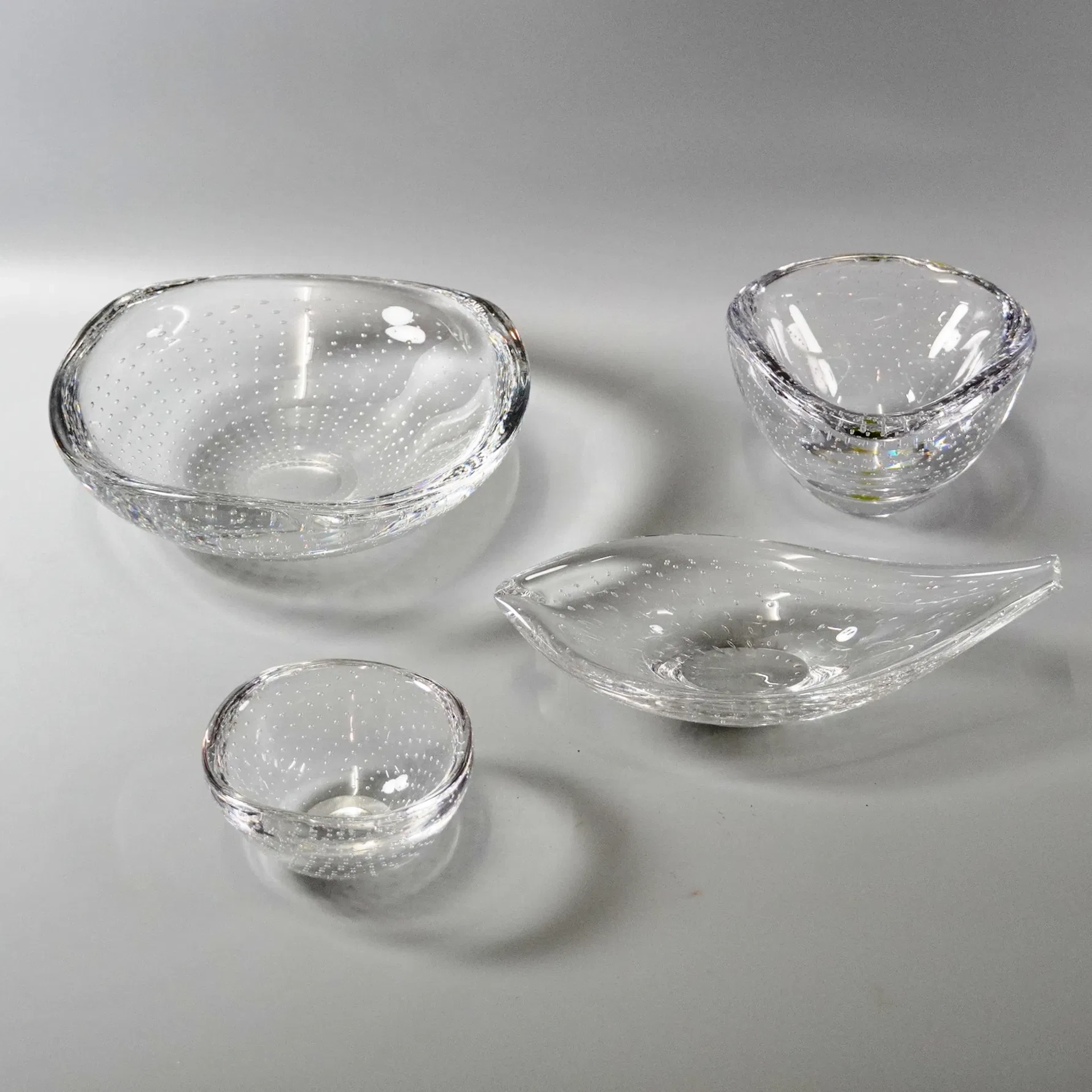 4 st skålar, glas, Vicke Lindstrand
