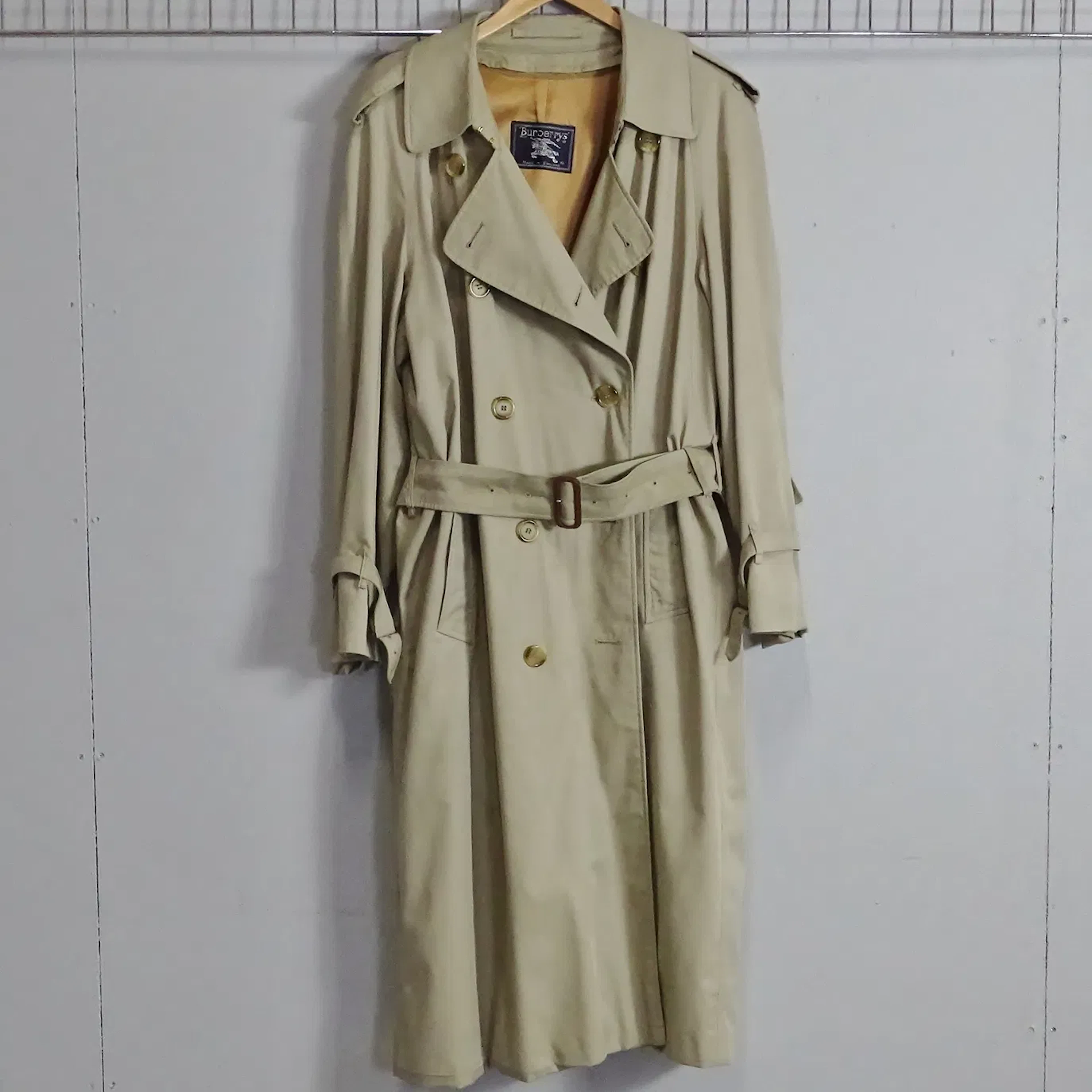 Trenchcoat, Burberry, London, England, 1900-talets senare del