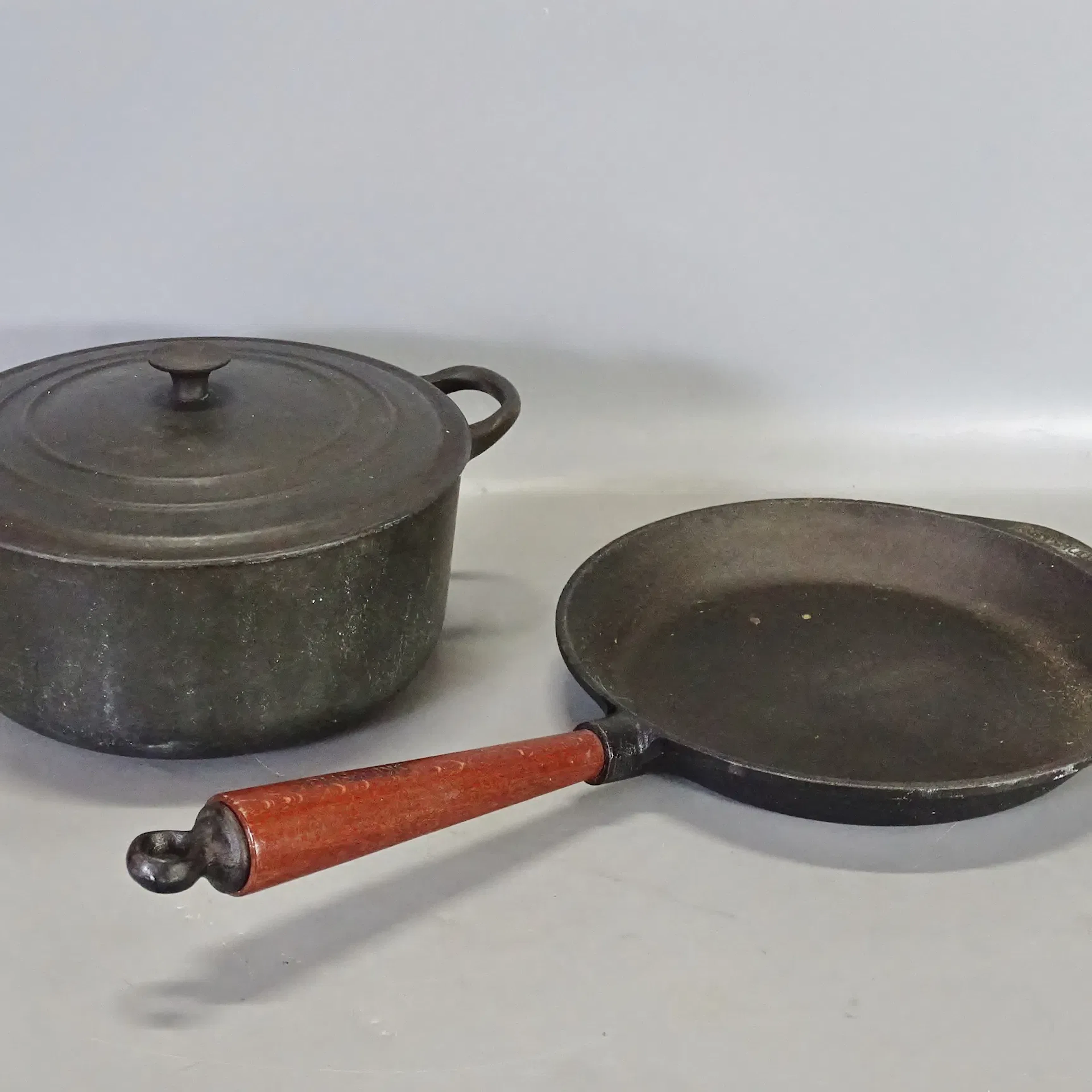 stekgryta samt stekpanna, Le Creuset och Skeppshult, Frankrike, Sverige