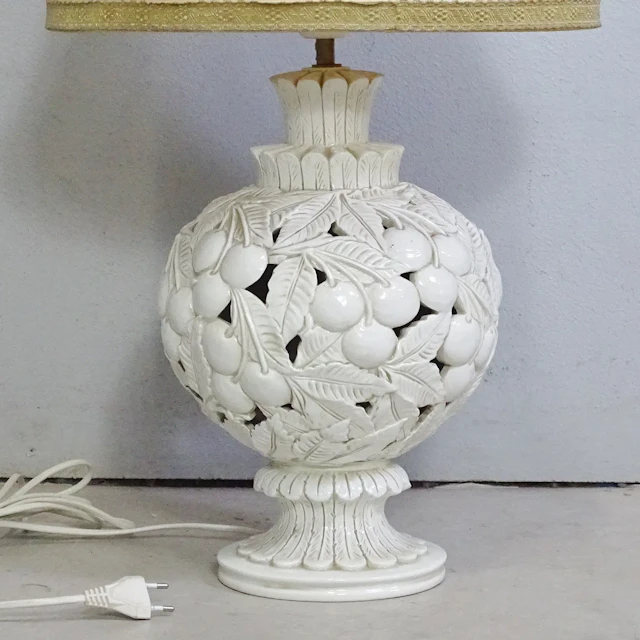 Bordslampa, troligen Italien, 1900-tal