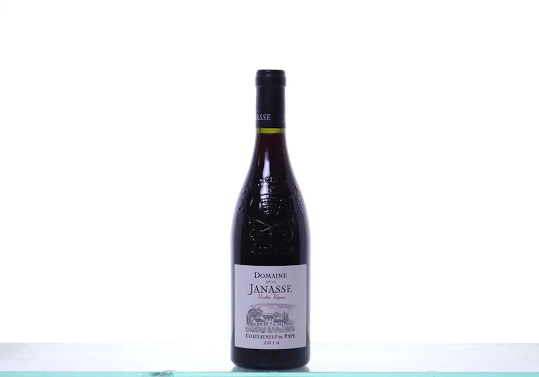 1 bottle. JANASSE Châteauneuf-du-Pape Cuvée Vieilles Vignes, 2014.