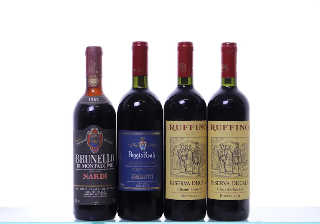 4 bottles. TOSCANA mixed. 1x 1983 Brunello di Montalcino, Nardi, 1x