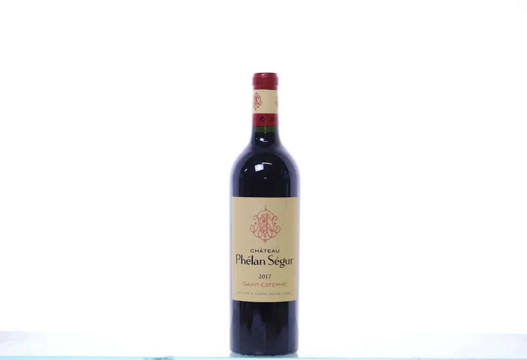1 bottle. Château Phélan Ségur 3ème Cru Saint-Estèphe, 2017.