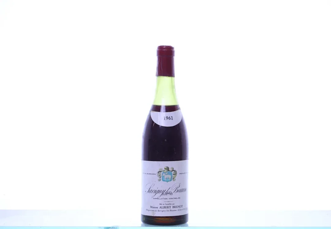 1 bottle. BRENOT Albert, Savigny-les-Beaune Guettes, 1961.