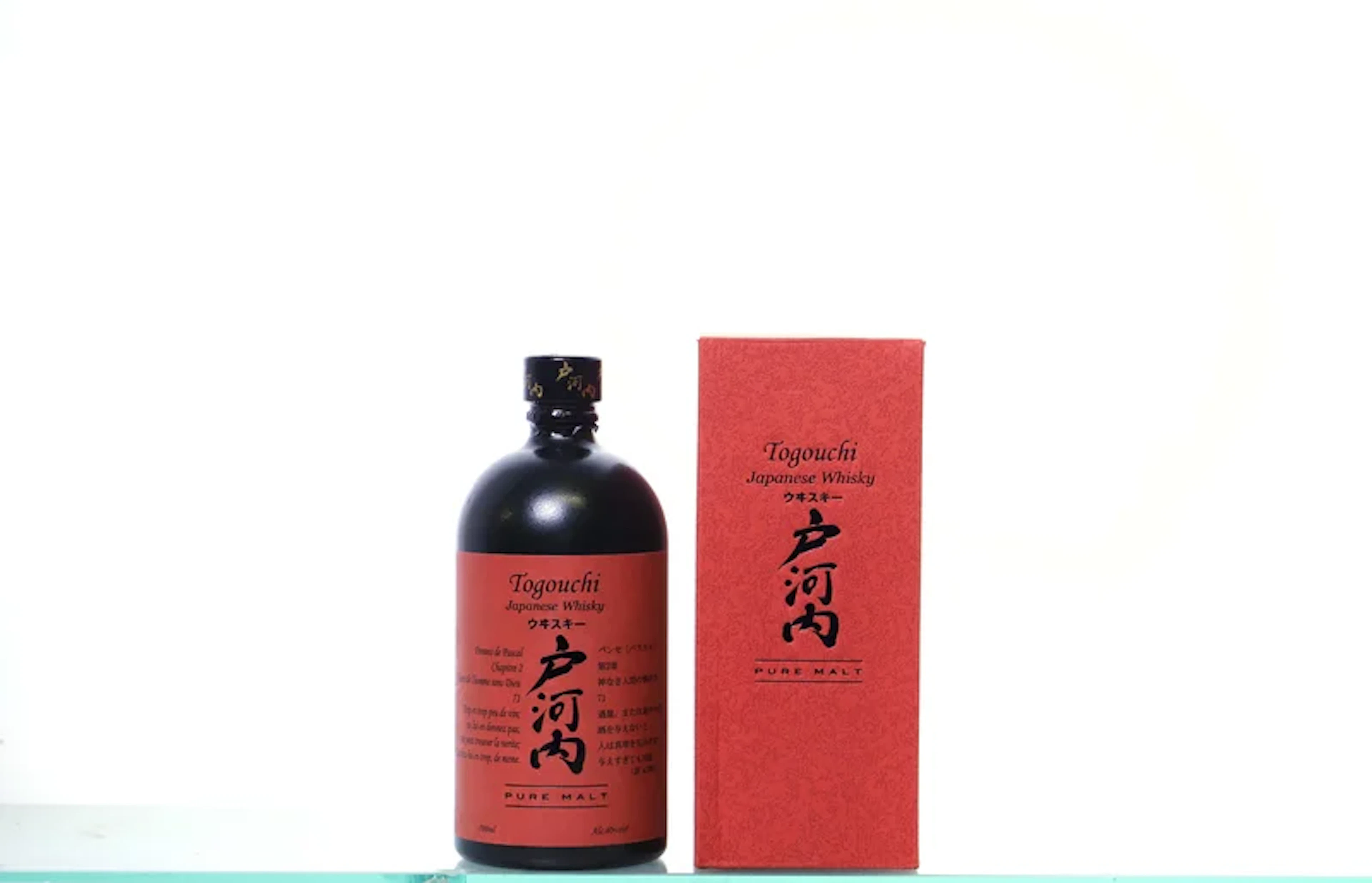 1 bottle 70cl OC. WHISKY Japanese Pure Malt Togouchi. 40%.