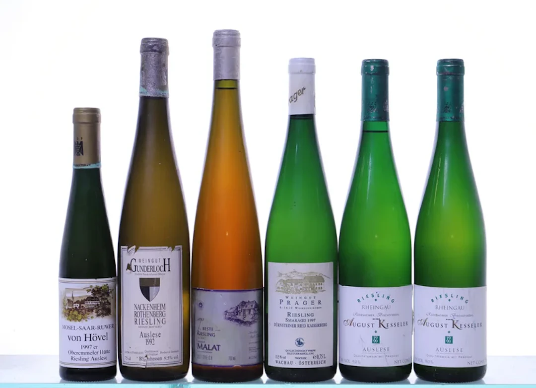 5 bottles + 1 half bottle. GERMANY + AUSTRIA Riesling mixed. 1x 1997