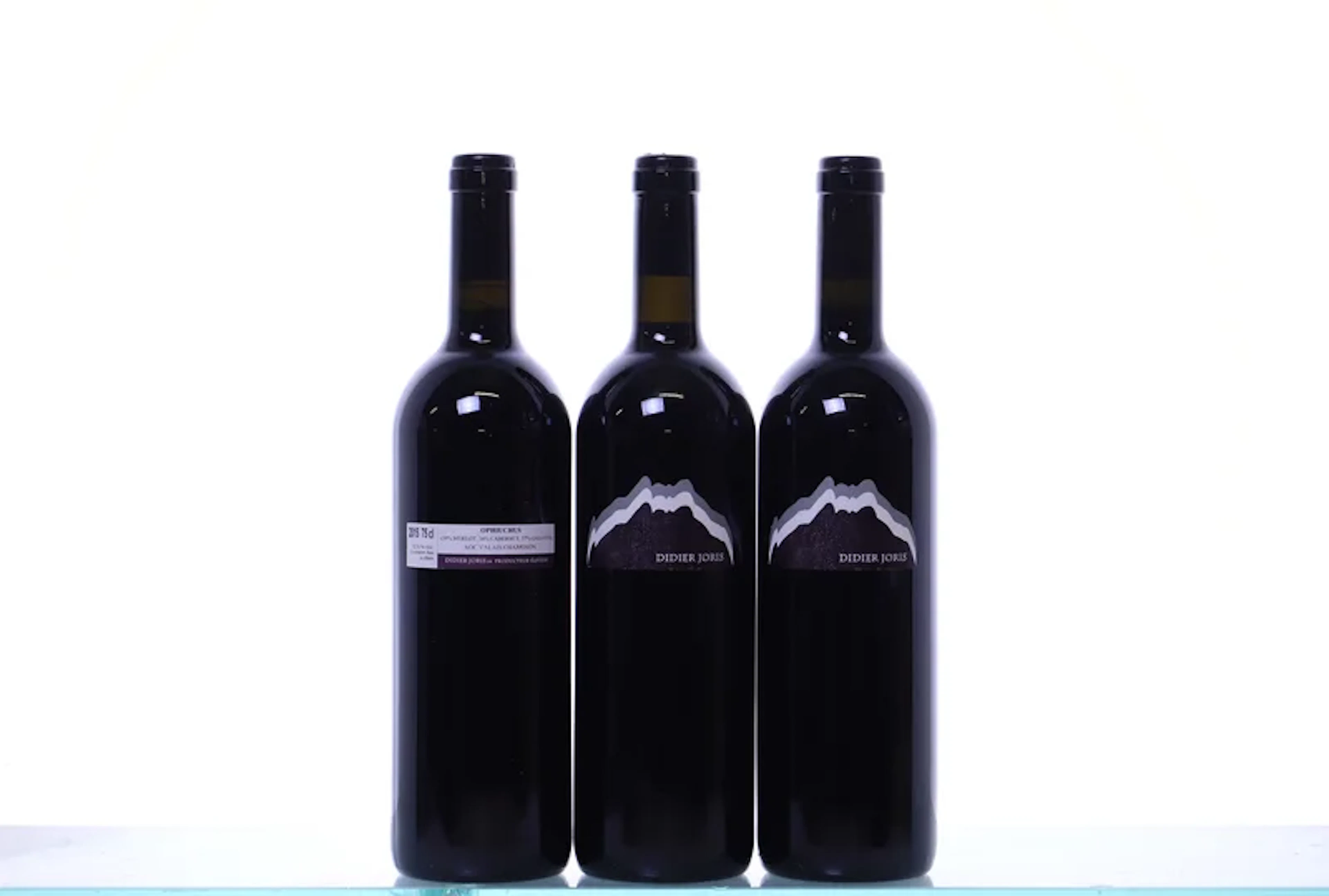 3 bottles. WALLIS Didier Joris, Ophiuchus, 2015.
