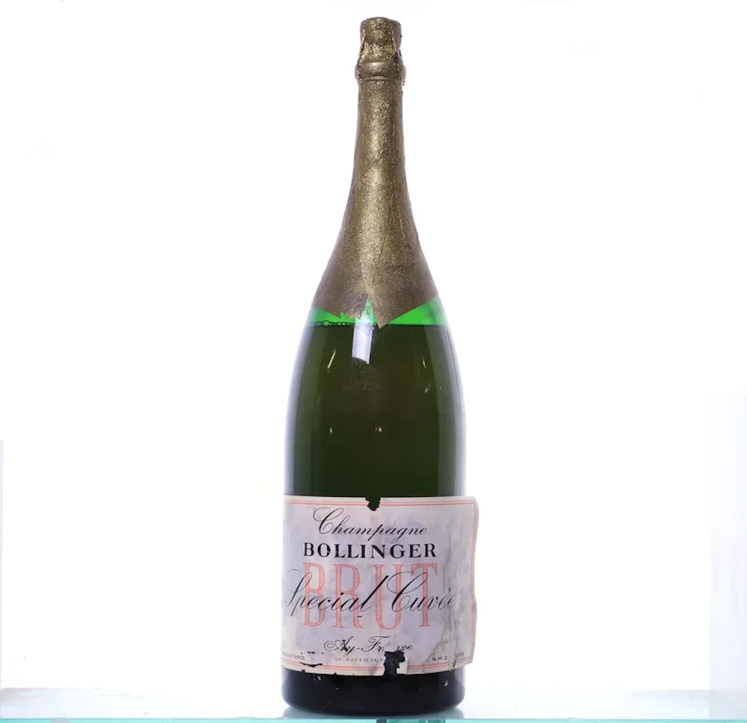 1 Impériale 6-liter. CHAMPAGNE BOLLINGER Special Cuvée Brut. Leaking