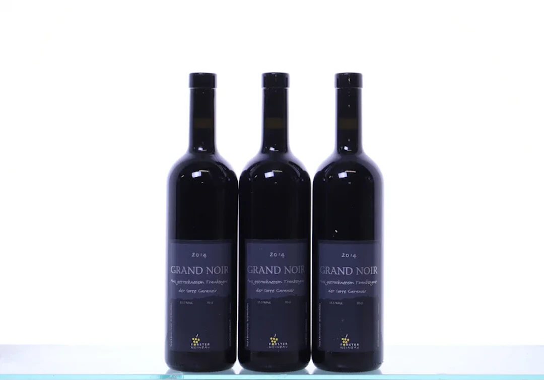 3 bottles. THURGAU Forster Weinbau, Grand Noir, 2014.