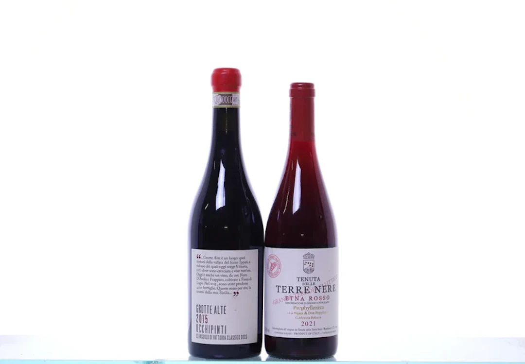 2 bottles. SICILIA mixed. 1x 2015 Grotte Alte, Occhipinti, 1x 2021