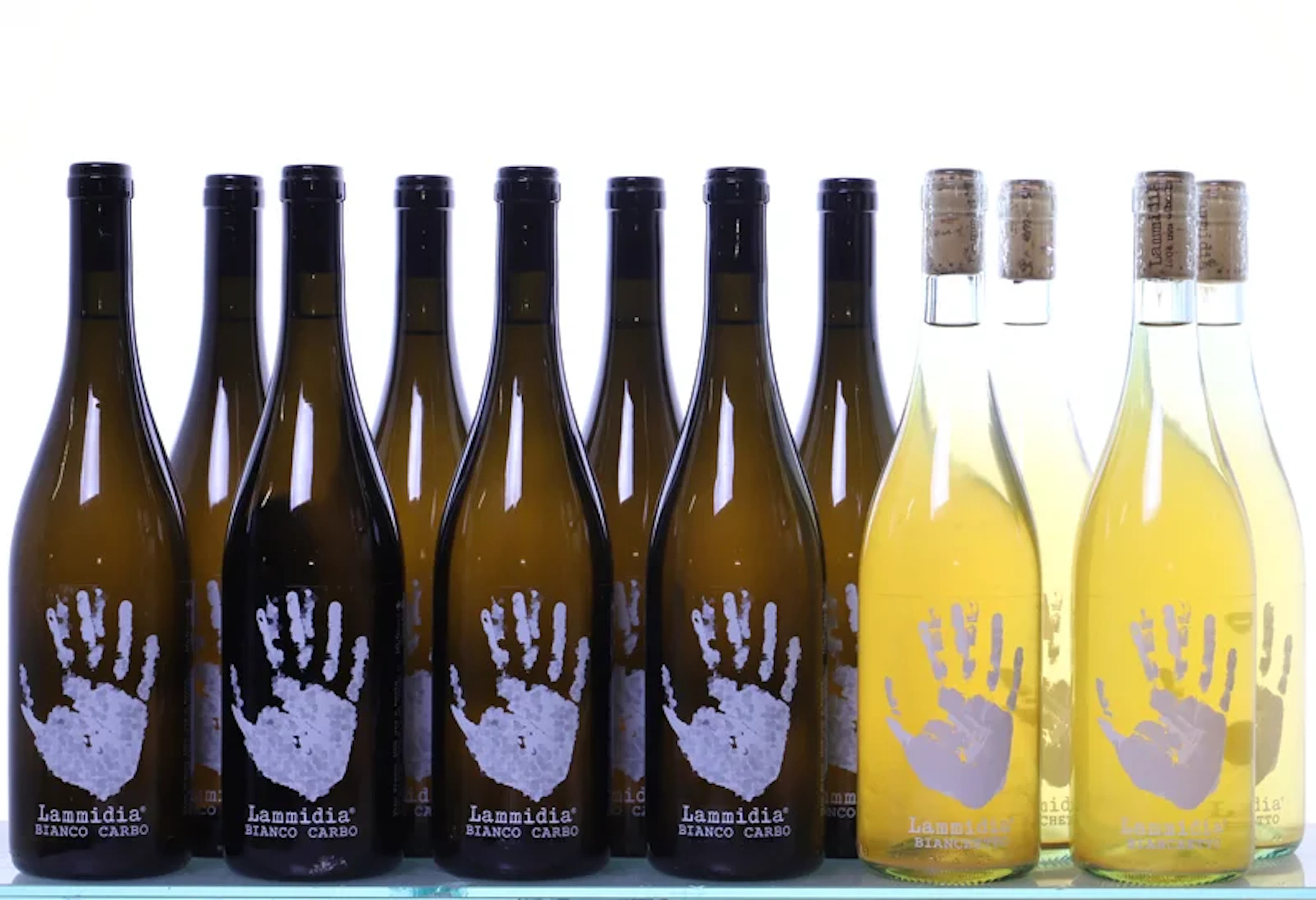 12 bottles. ABRUZZO Lammidia, mixed. 8x Bianco Carbo , 4x Bianchetto.