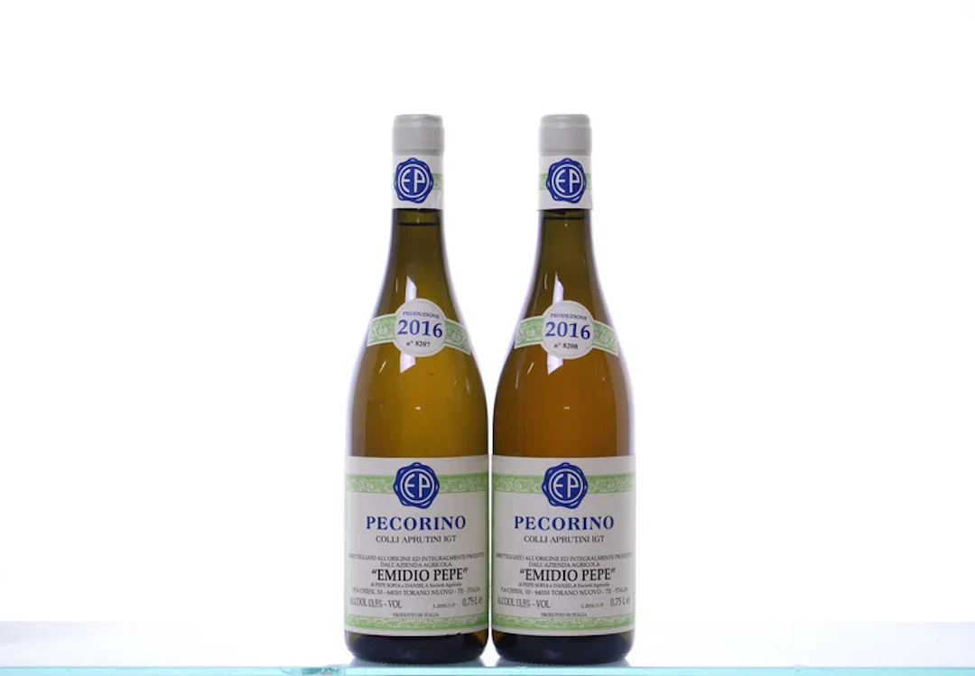 2 bottles. ABRUZZO Pepe Emidio, Pecorino d'Abruzzo Colli Aprutini, 2016.