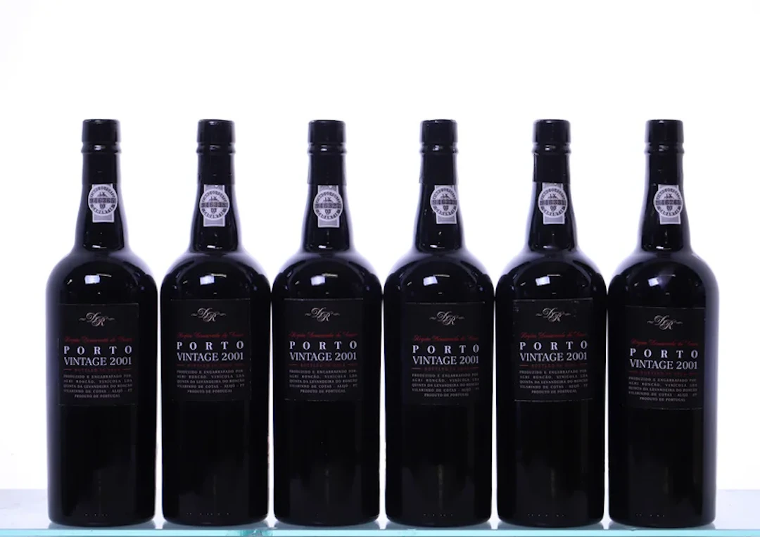 6 bottles OC. PORTO Vintage, Agri-Roncão, 2001.