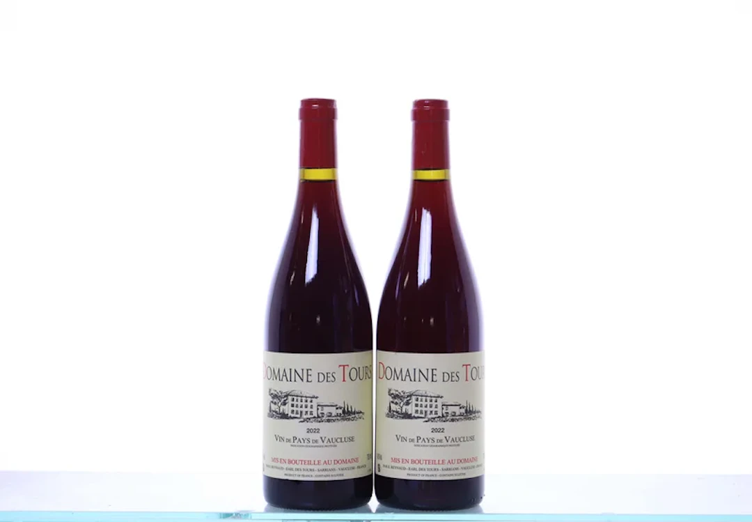 2 bottles. DOMAINE DES TOURS (E. Reynaud, Ch. Rayas) Vin de Pays de