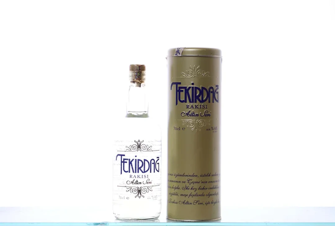 1 bottle OC (tube). RAKISI, Tekirdag Altin Seri. 45%.