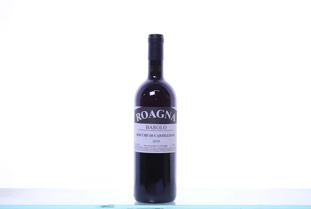 1 bottle. ROAGNA Barolo Rocche di Castiglione, 2019. Rating: P97+.