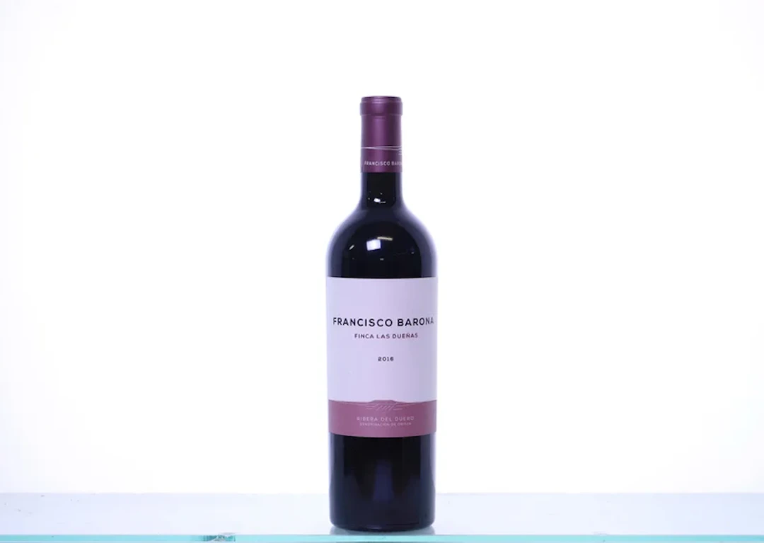 1 bottle. RIBERA DEL DUERO Francisco Barona, Finca les Dueñas Reserva, 2016.