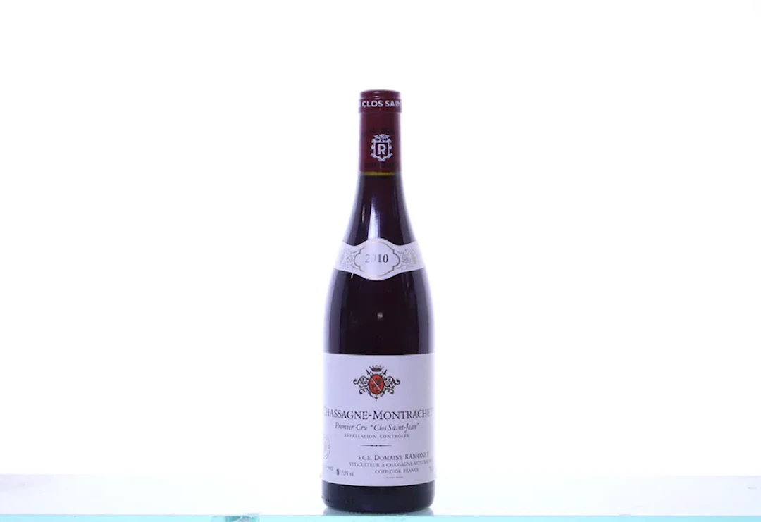1 bottle. RAMONET Chassagne-Montrachet 1er Cru Clos Saint-Jean, 2010.