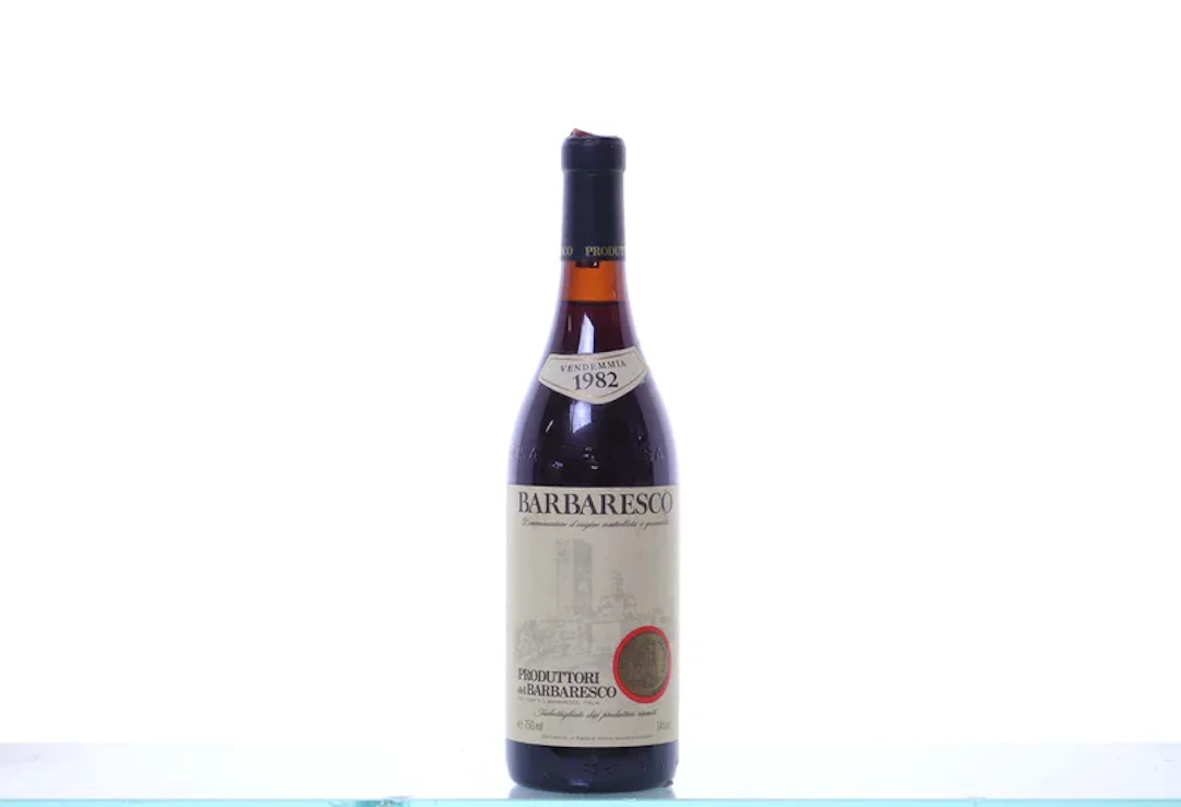 1 bottle. PRODUTTORI DEL BARBARESCO Barbaresco, 1982.