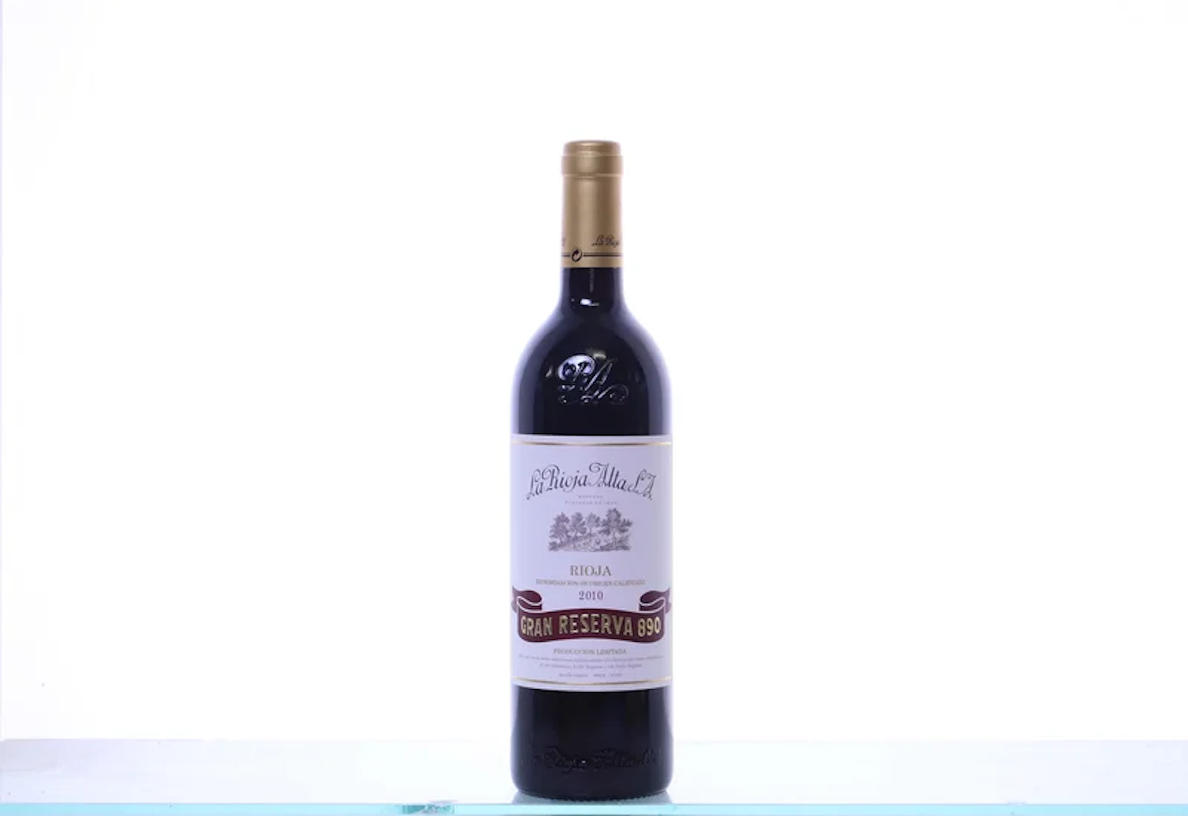 1 bottle. RIOJA La Rioja Alta, Gran Reserva 890, 2010. Rating: P97/WS95.