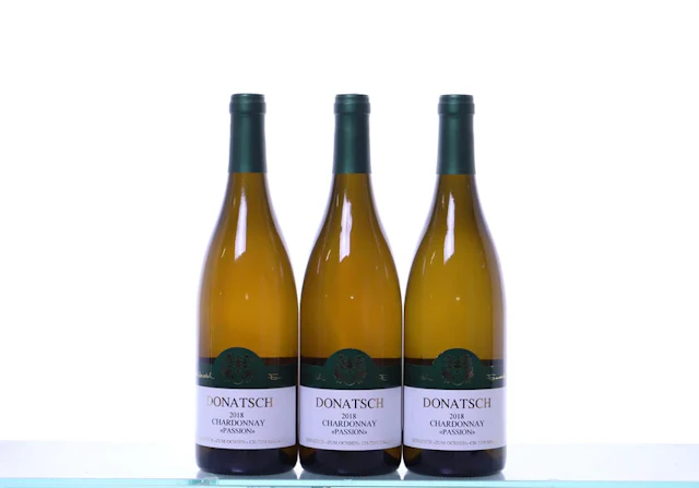 3 bottles. GRAUBÜNDEN Donatsch, Chardonnay Passion, 2018.
