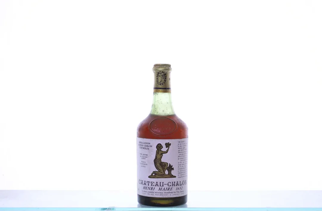 1 bottle 63cl. JURA Henri Maire, Château-Chalon Vin Jaune Réserve