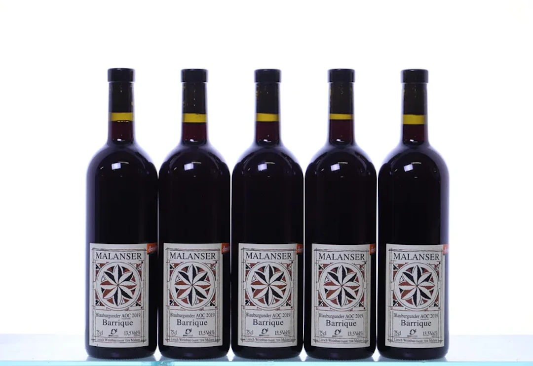 5 bottles. GRAUBÜNDEN Liesch, Malanser Blauburgunder Barrique, 2019.