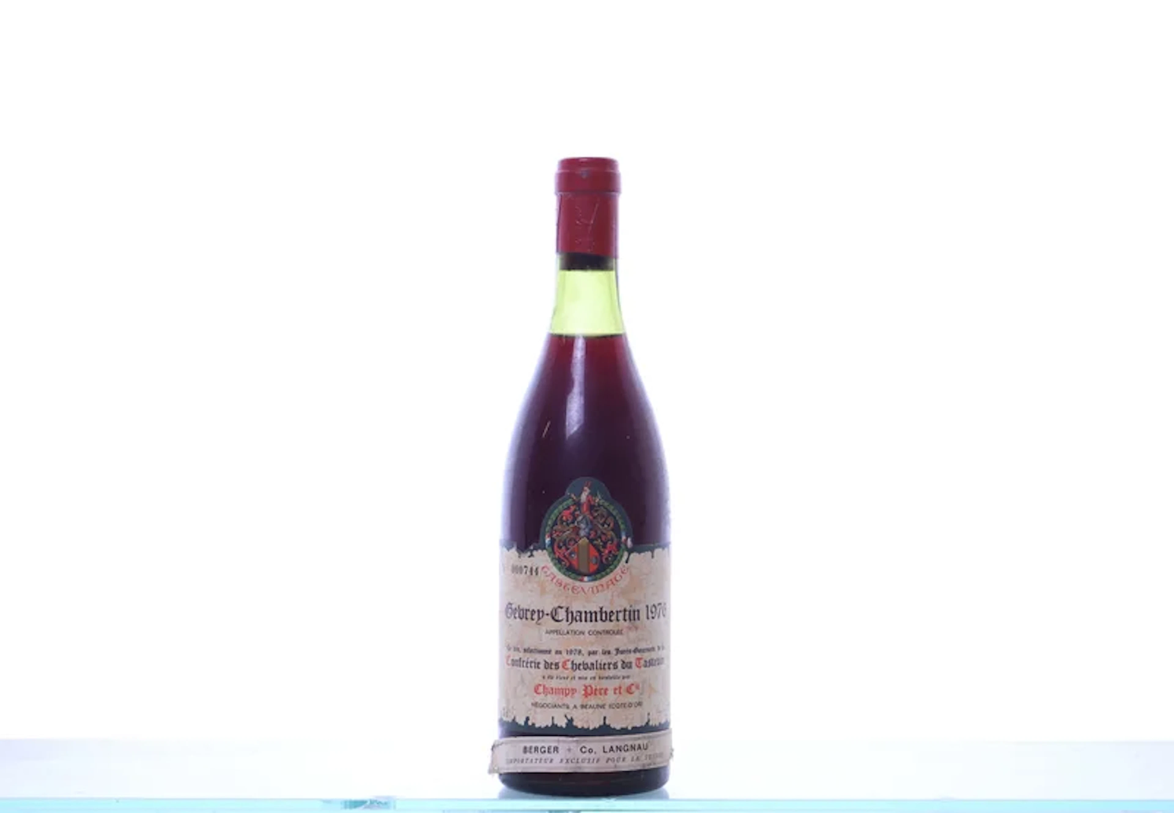 1 bottle. CHAMPY Père & Fils, Gevrey-Chambertin Tastevinage, 1976.
