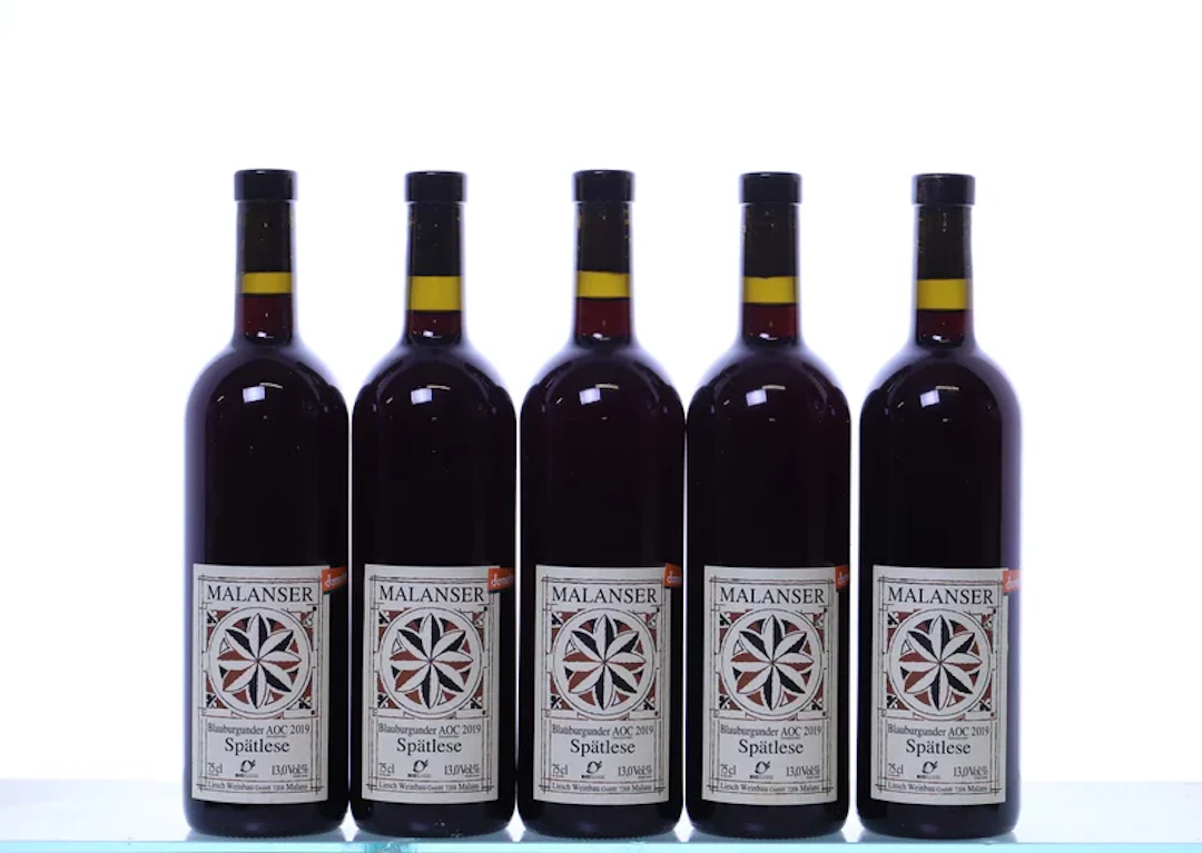5 bottles. GRAUBÜNDEN Liesch, Malanser Blauburgunder Spätlese, 2019.