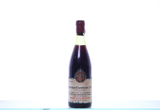 1 bottle. CAMUS P&F Charmes-Chambertin Grand Cru Tastevinage, 1978.