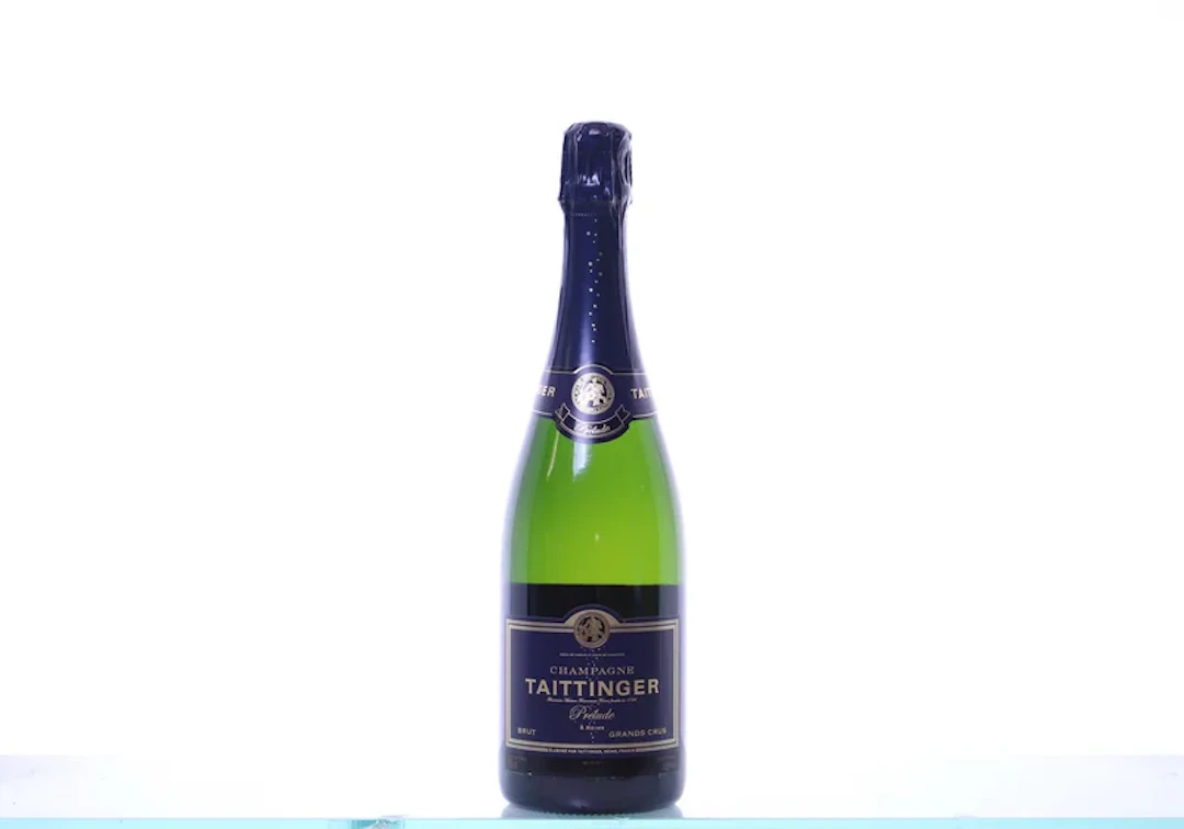 1 bottle. CHAMPAGNE TAITTINGER Prélude Brut.