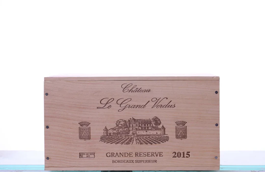 6 bottles OWC. Château Le Grand Verdus Bordeaux Supérieur, 2015.
