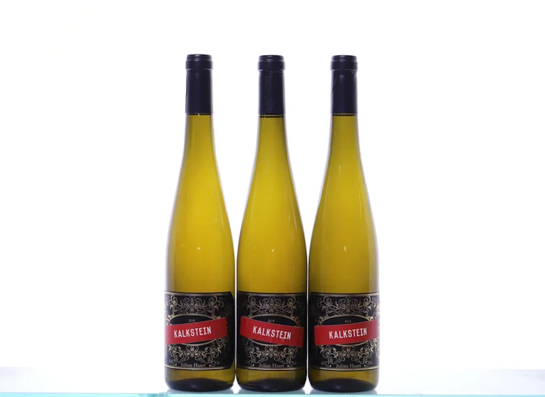 3 bottles. RHEINHESSEN Julian Haart, Kalkstein Riesling, 2018.