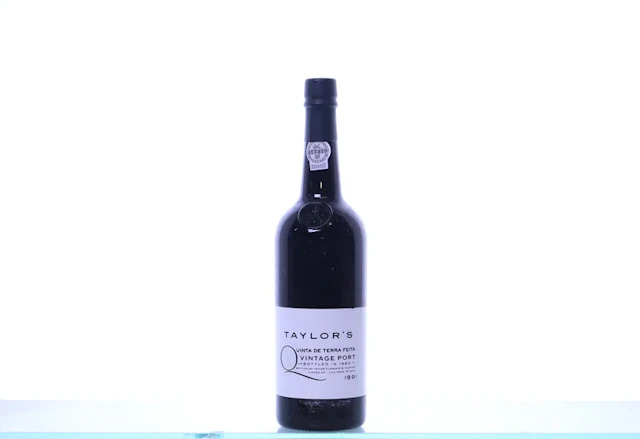 1 bottle. PORTO Vintage, Taylor's Quinta de Terra Feita, 1991.