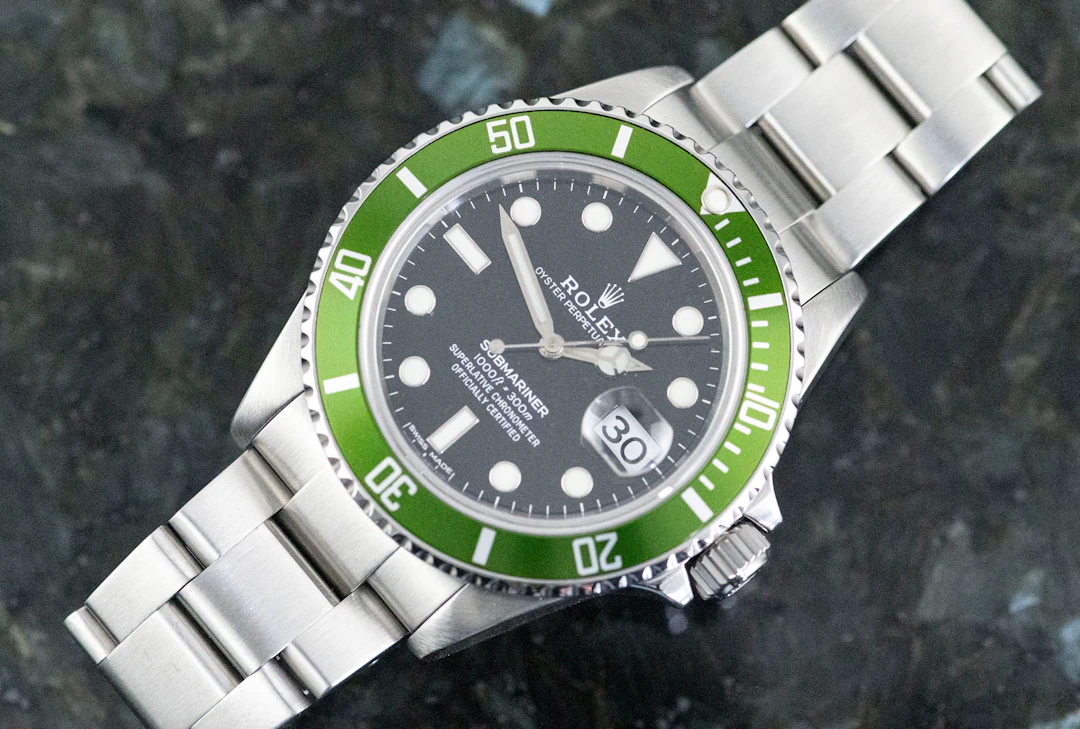 Rolex 16610 Submariner Date Kermit F Serie Stahl Full Set 2004