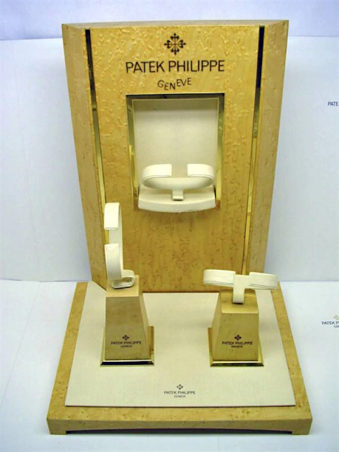 Patek Philippe großer Dekorations-Aufsteller inkl. drei unterschiedlich