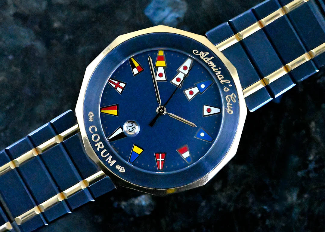 Corum 99.810.31 V-52 seltene Admiral's Cup blue Stahl & Gold Full Set 1993