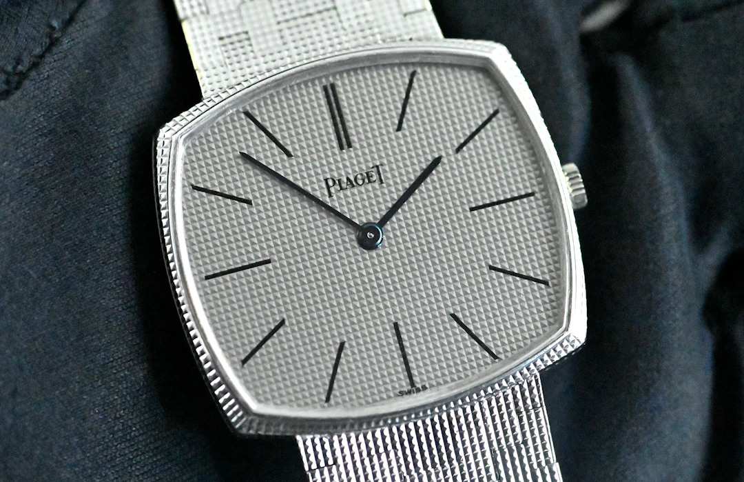 Piaget 9501 seltene Vintage TV Screen Clous De Paris Weißgold