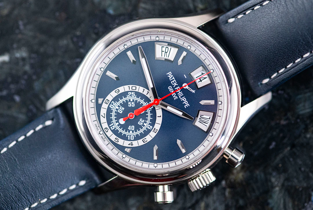 Patek Philippe 5960 Chronograph Jahreskalender blue dial Full Set 2022