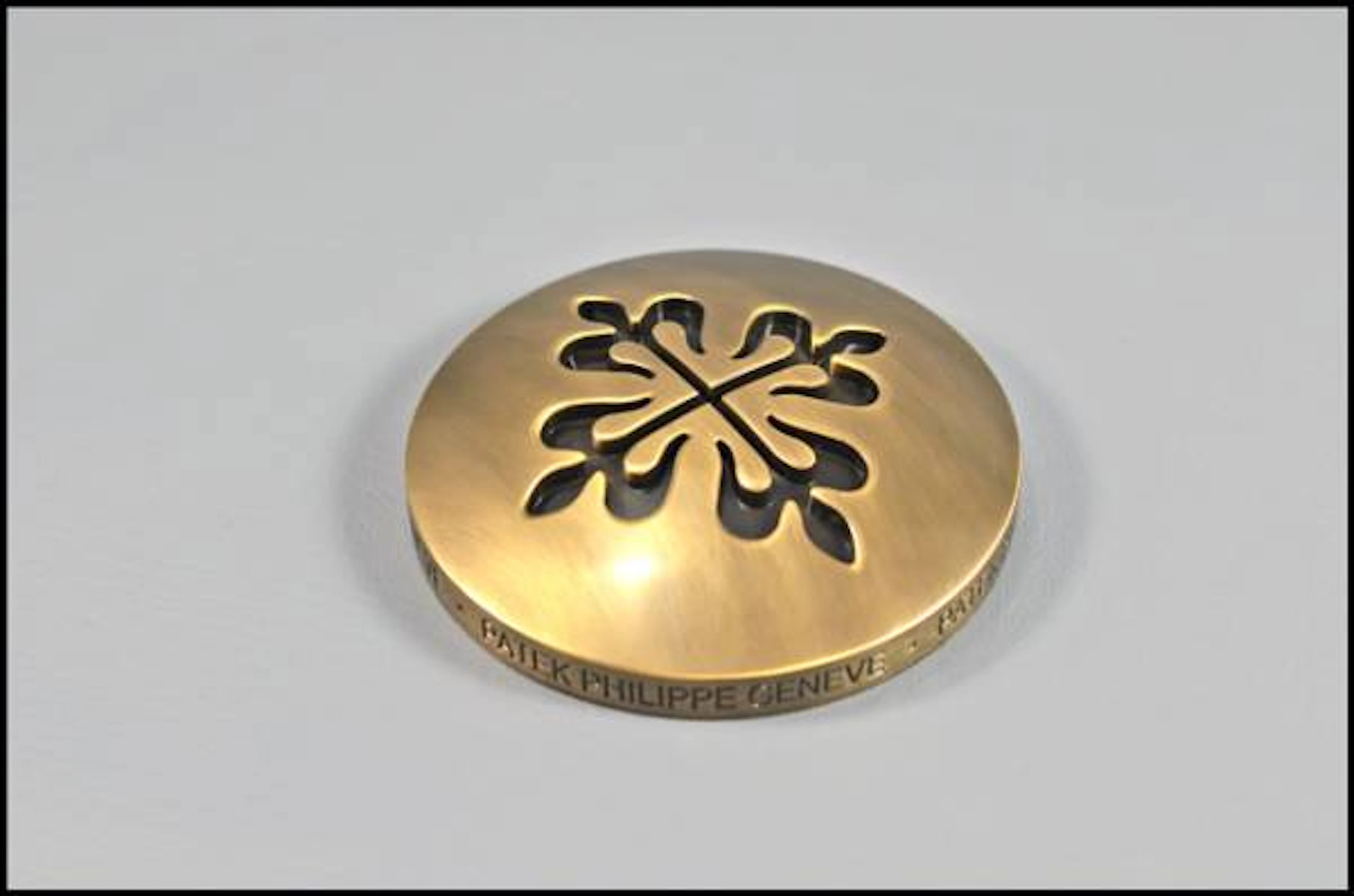 Patek Philippe Calatrava Paperweight / Briefbeschwerer