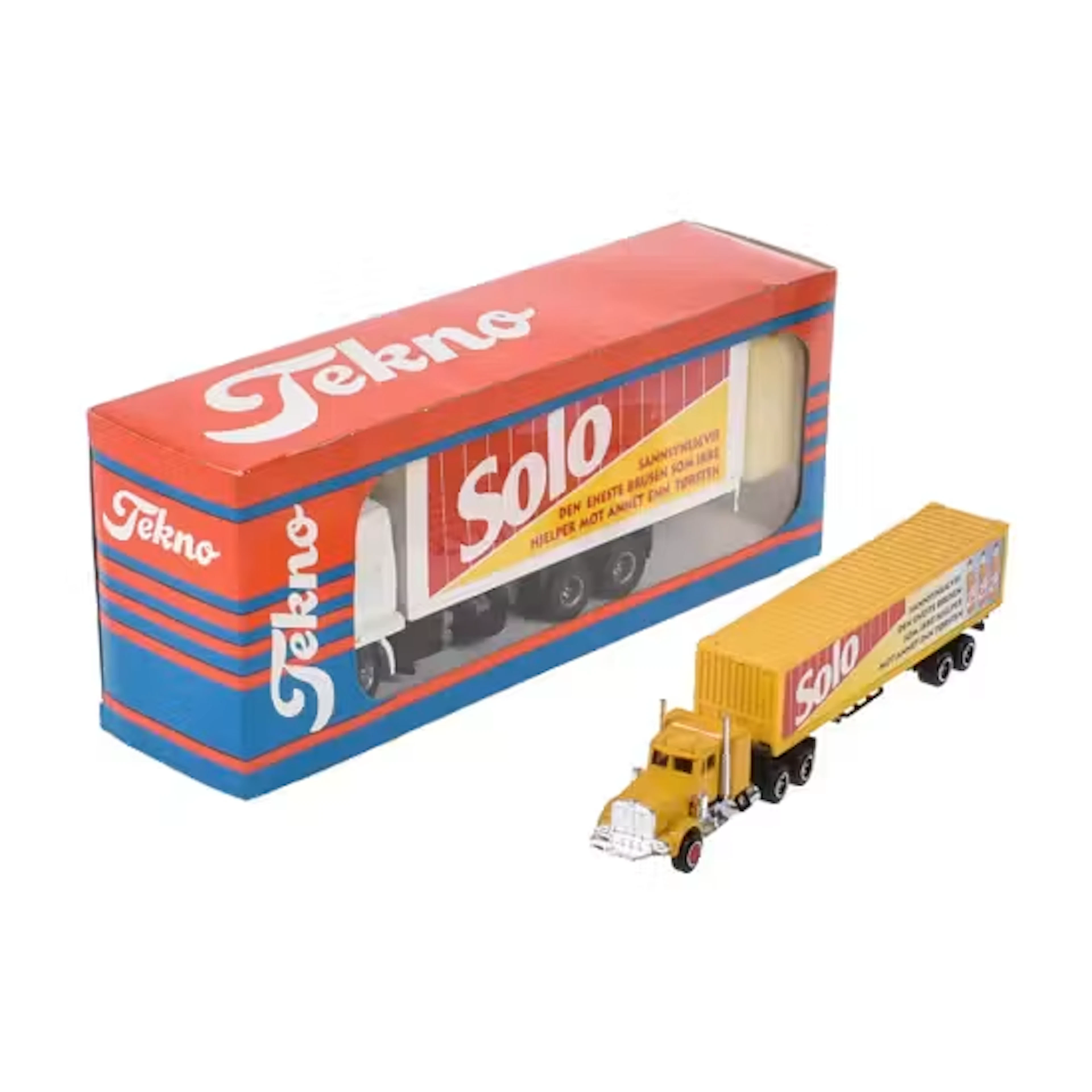 SOLO. Scania 113M 360 kassebil fra danske Tekno i original eske