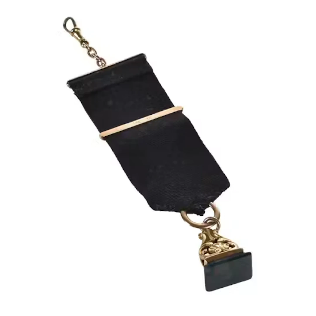 SEGLBERLOKK / CHATELAINE
