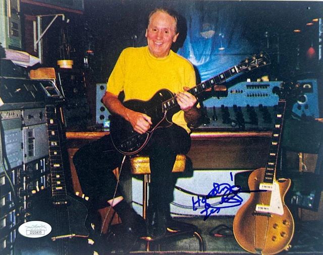 Les Paul Signed 8" x 10" Photo (JSA Authentication)