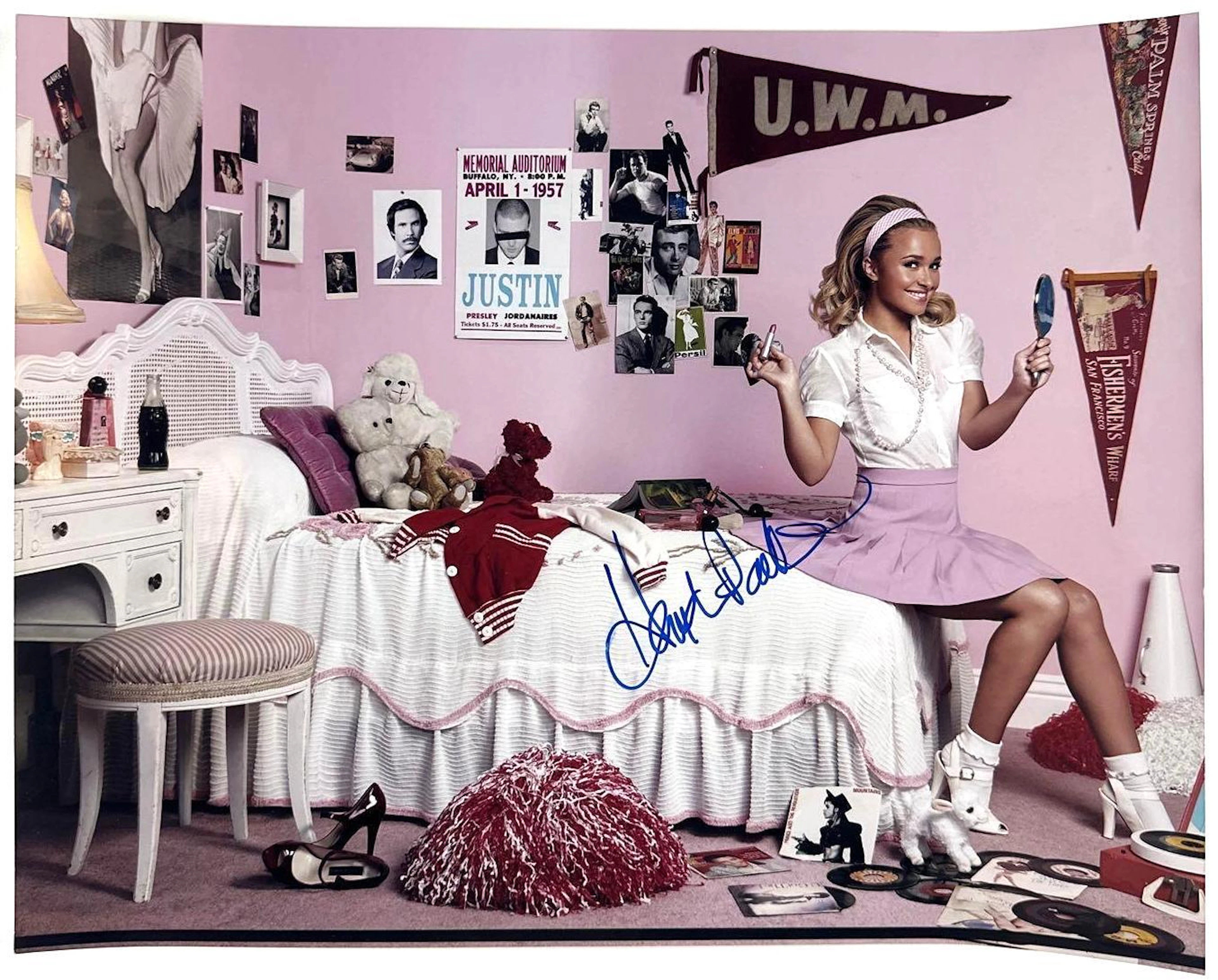 Hayden Panettiere Signed 11" x 14" Photo (Third Party Guaranteed)