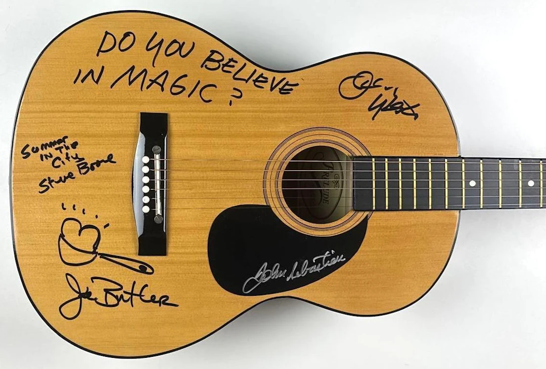 The Lovin' Spoonful Group Signed Acoustic Guitar (4 Sigs) (Walls of Sound)