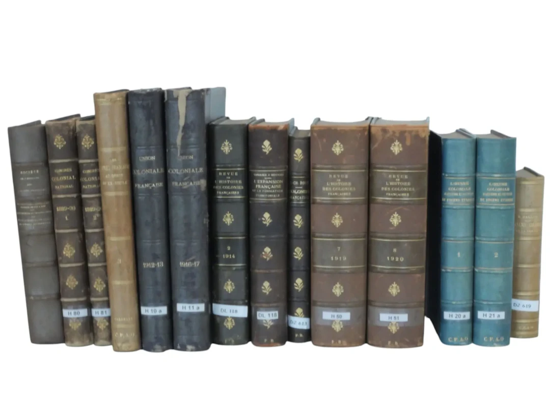 ◊ [General] 14 volumes, including: - Lot 33